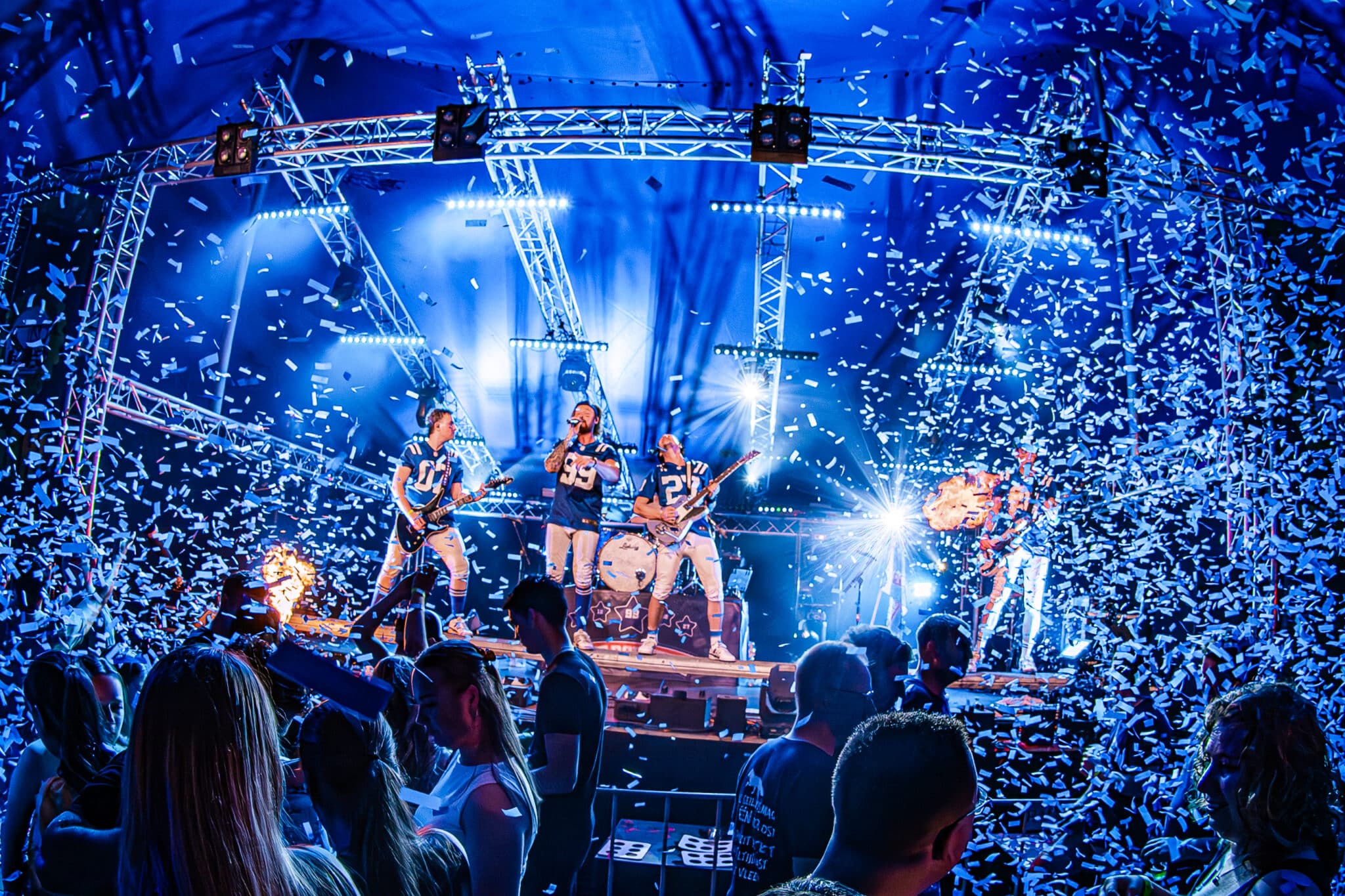 De beste coverbands voor festivals in 2026 –ONLY BANDS