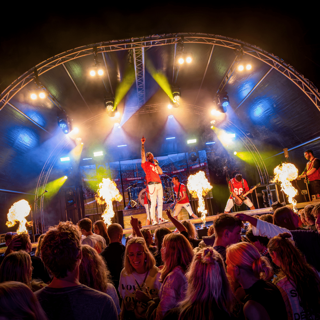 De tien beste coverbands van Nederland voor jouw tentfeest - ONLY BANDS 1