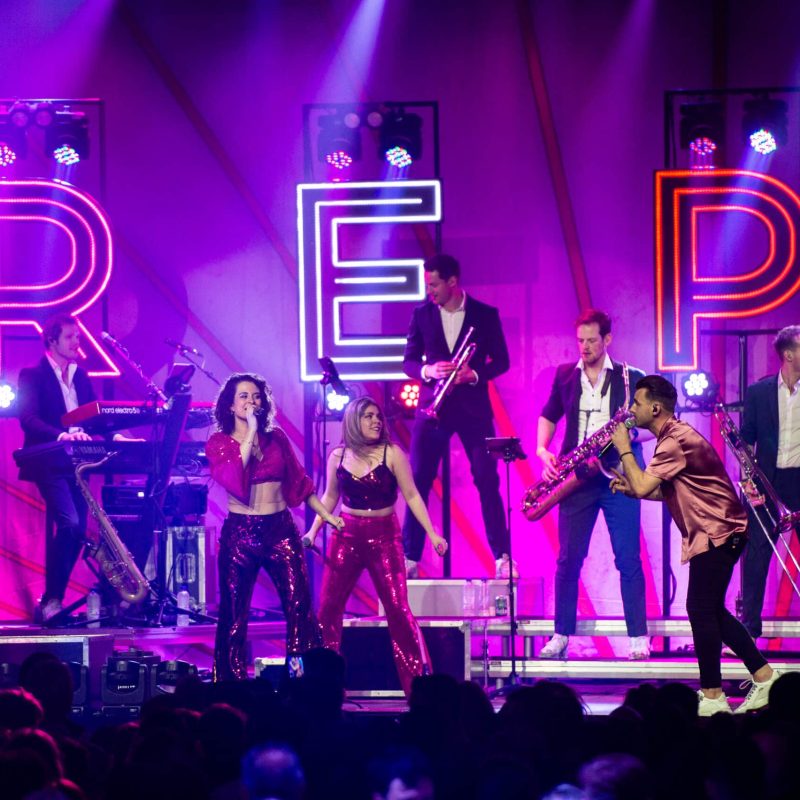 Coverband REPOP boeken bij ONLY BANDS - Exclusieve boekingen en management voor REPOP