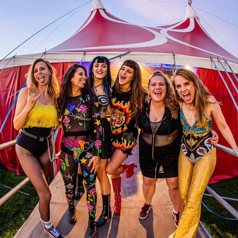 Coverband Steam Sister boeken bij ONLY BANDS. Steam Sister is bekend van The Headliner op RTL4