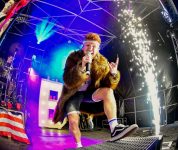 Coverband Vegas Baby boeken bij ONLY BANDS - de beste coverbands voor feesttenten en festivals