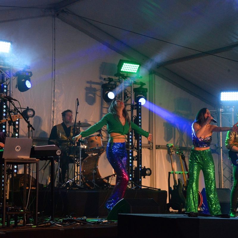 Greenlight Disco Band boeken bij ONLY BANDS - De beste coverbands voor jouw feesttent!