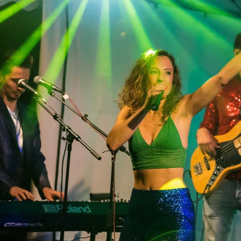 Greenlight Disco Band boeken bij ONLY BANDS - De beste coverbands voor jouw feesttent!