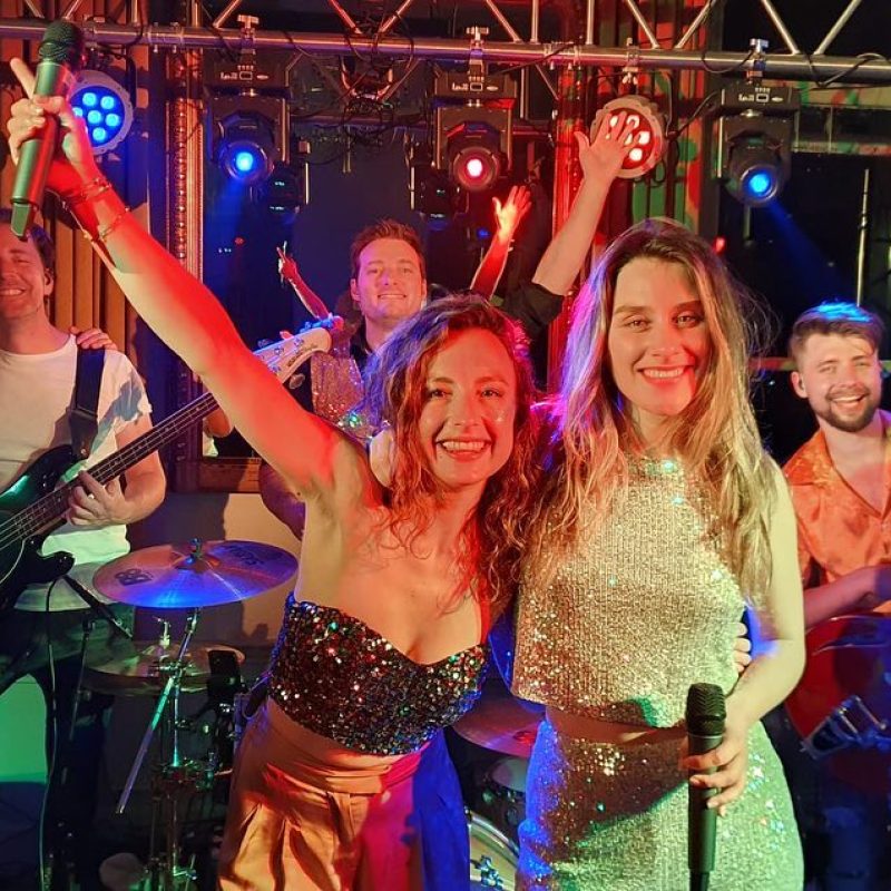 Greenlight Disco Band boeken bij ONLY BANDS - De beste coverbands voor jouw feesttent!